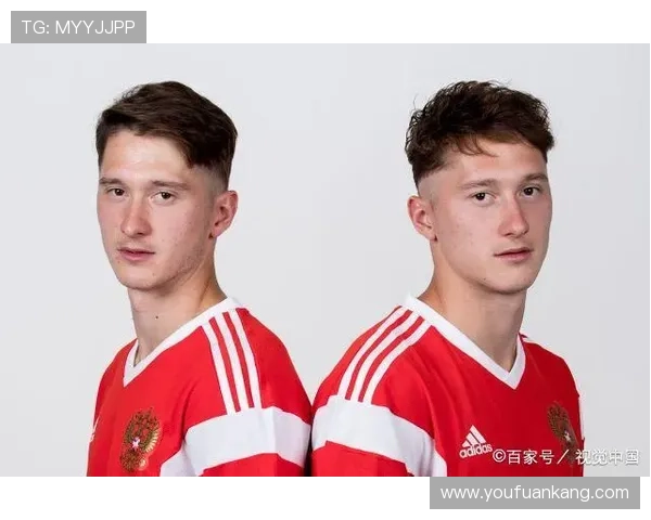 全球足球明星活跃于哪些顶级联赛及其影响力分析